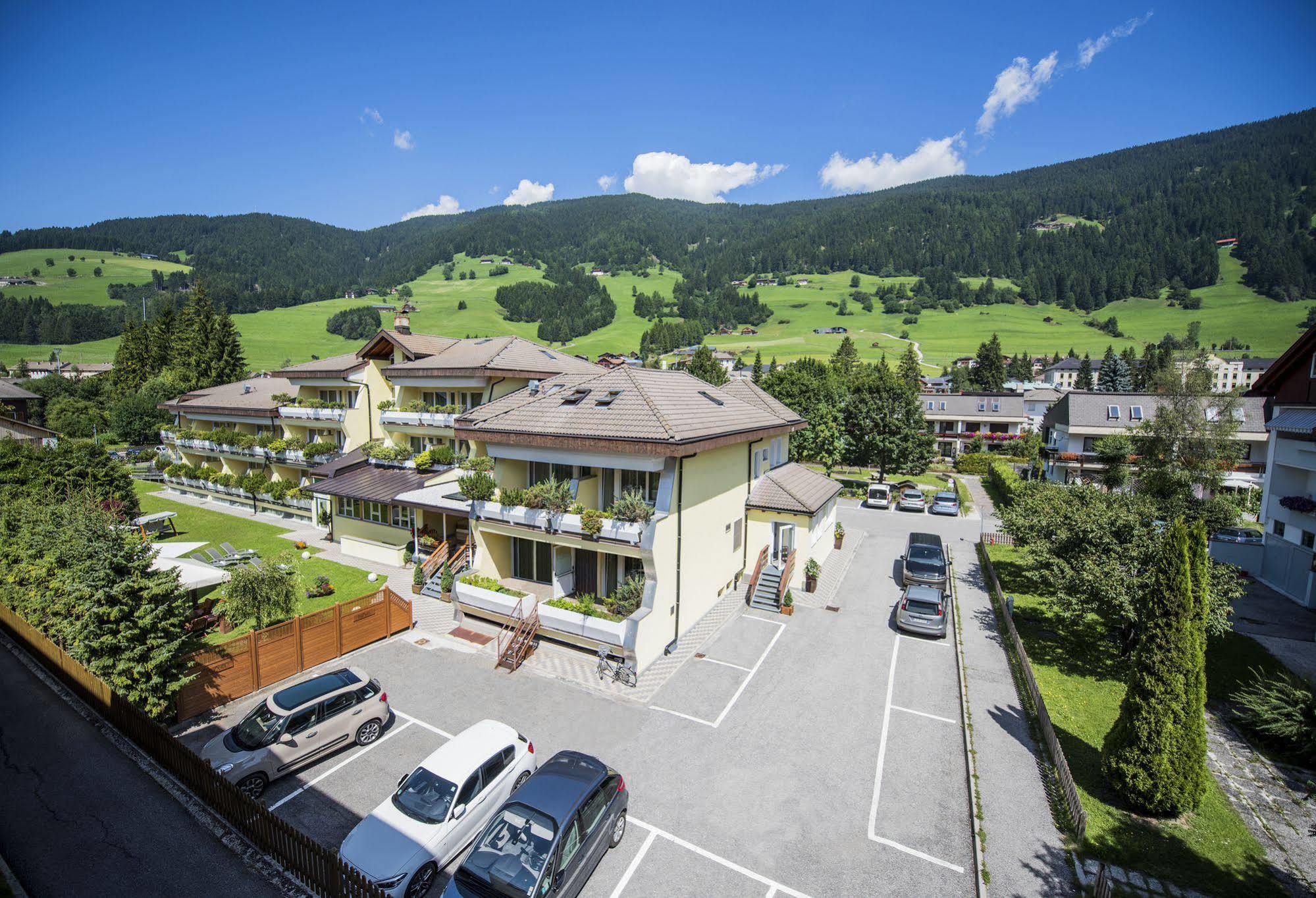 Hotel Baranci San Candido Dış mekan fotoğraf